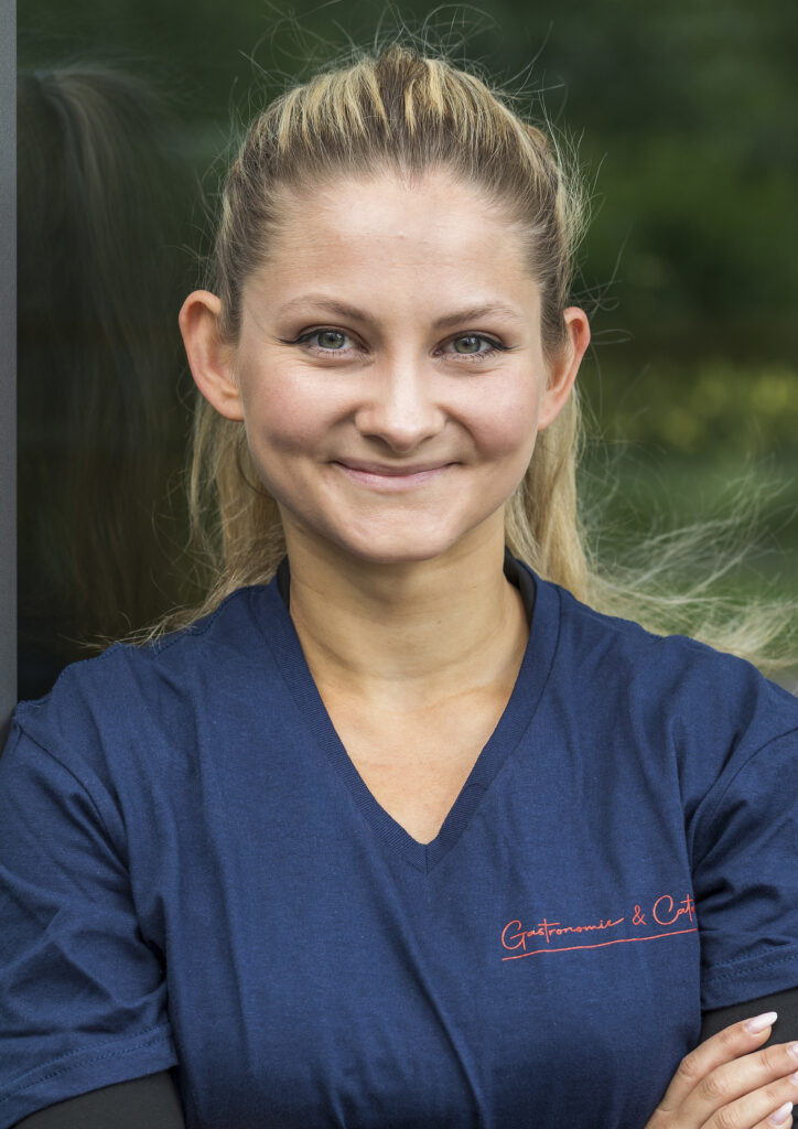 Auf den Punkt Gastronomie - Julia Danilow - Junior Projektleiterin